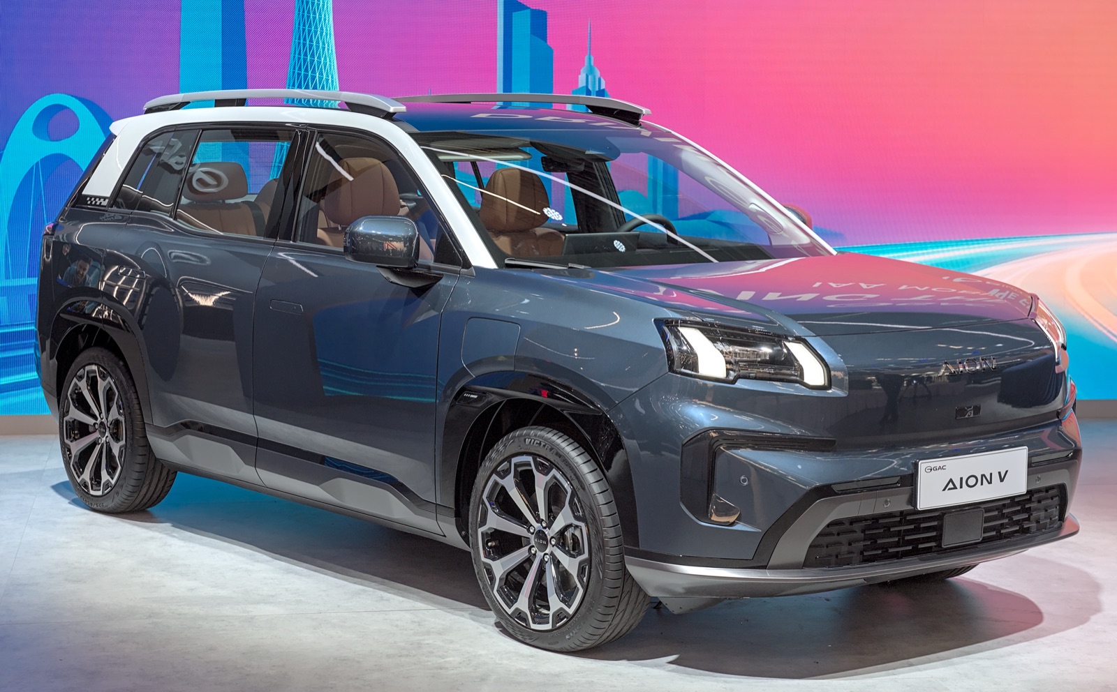 GAC Aion V de segunda generación en el salón IAA 2025 de Múnich, vista frontal tres cuartos